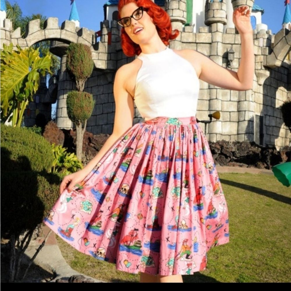 Pinup Couture Neverland Print Skirt EUC XS